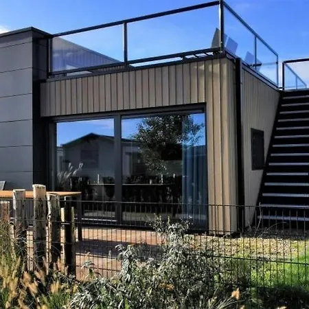 Enkhuizer Cube Elite Estel Mit Dachterrasse Und Zaun Haus Nr 337