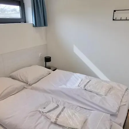 Enkhuizer Cube Elite Estel Mit Dachterrasse Und Zaun Haus Nr 337